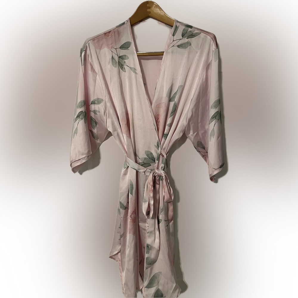 Blush Floral Satin Robe
